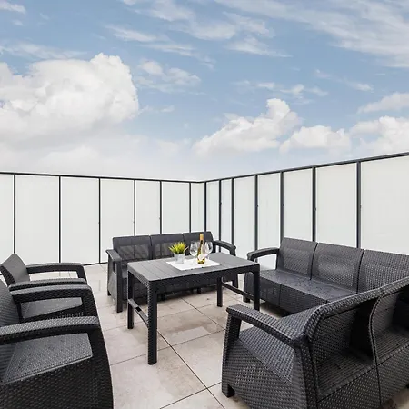 Ina Rent - Przystan Letnica