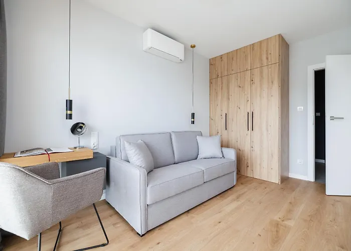 Ina Rent - Przystan Letnica * 그단스크