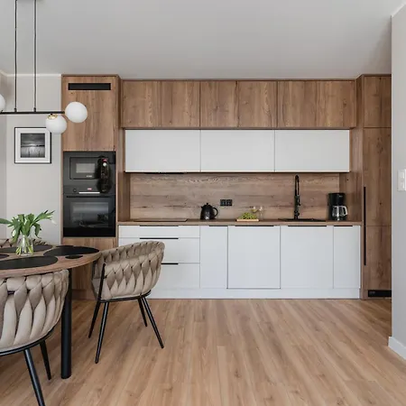 Ina Rent - Przystan Letnica Gdaňsk