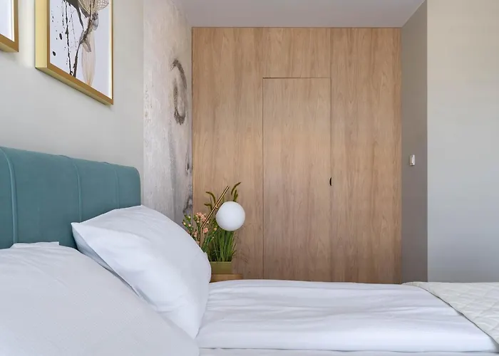 Ina Rent - Przystan Letnica Gdansk