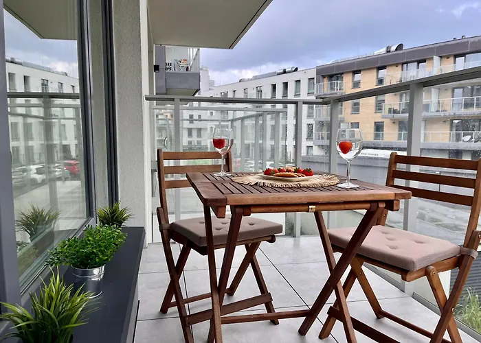 Ina Rent - Przystan Letnica Gdansk