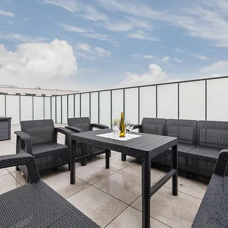 Ina Rent - Przystan Letnica Apartment